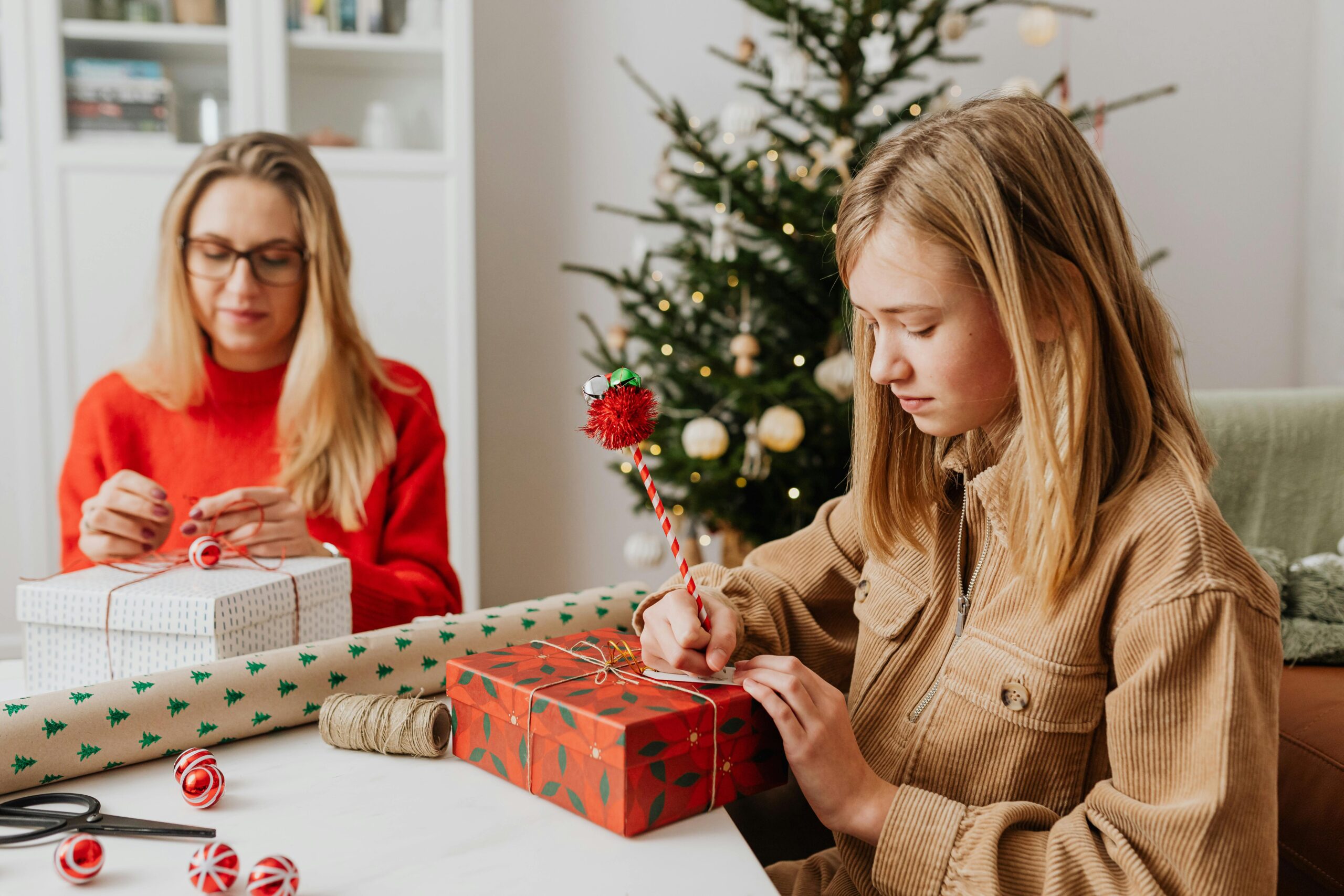 A Calm Home Ed Christmas: How to Slow Down, Let Go, and Enjoy the Festive Season